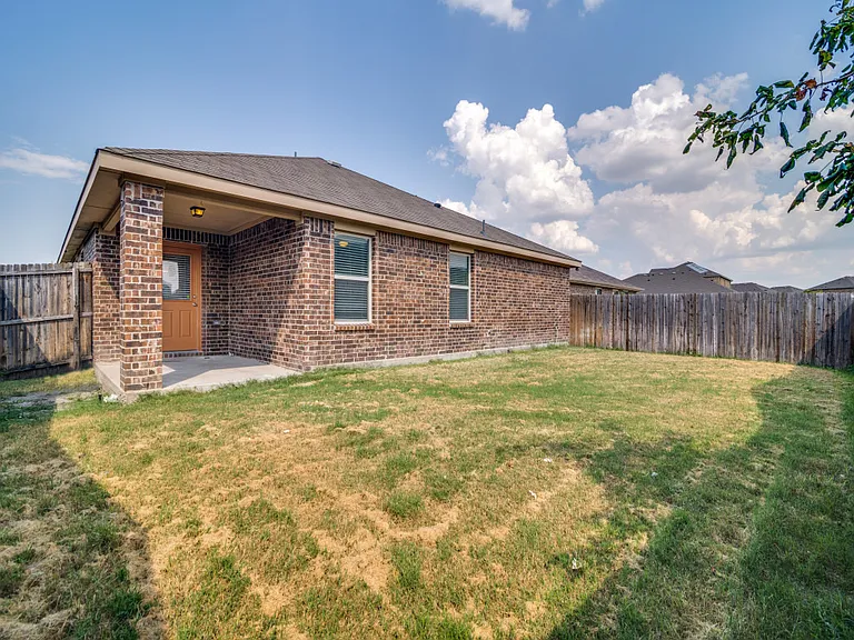 2302 Tombstone Rd — Photo 25