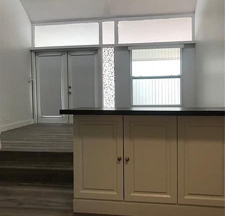 2nd image of 1951 NE 51st St #4