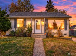 3016 SW Roxbury Street, Seattle, WA 98126