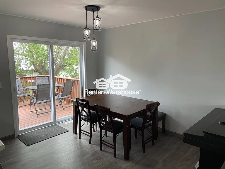 650 Willow St — Photo 4