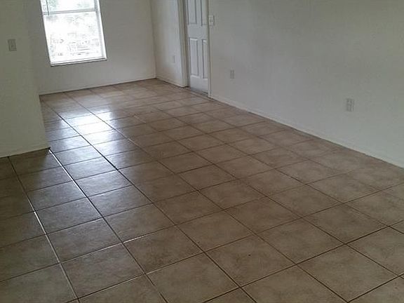 4th image of 420 E Osceola St