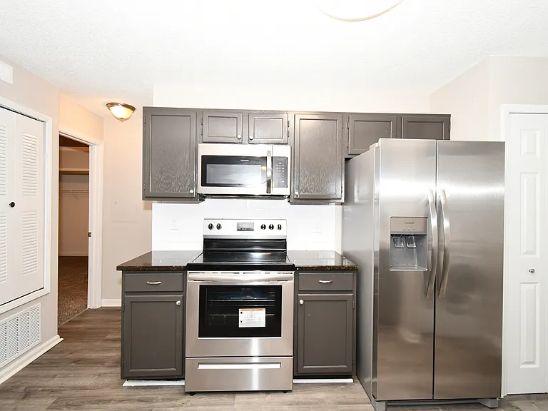 1101 Sandy Lane Dr — Photo 11