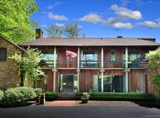 234 W Westminster Rd, Lake Forest, IL 60045