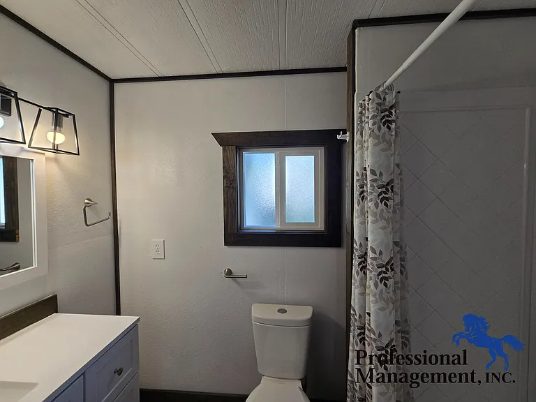1620 Valley Dr — Photo 11