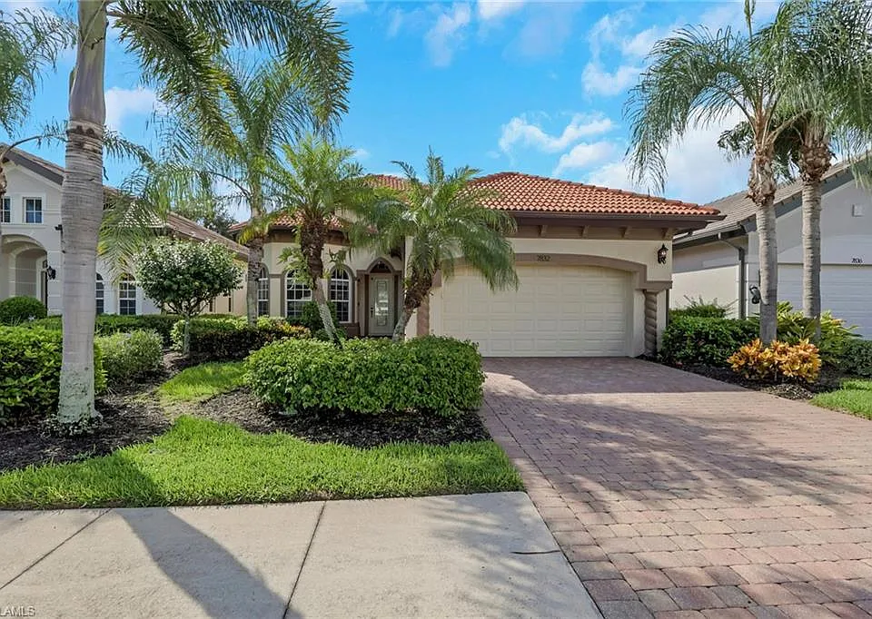 7832 Valencia Ct