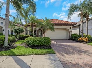 7832 Valencia Ct, Naples, FL 34113