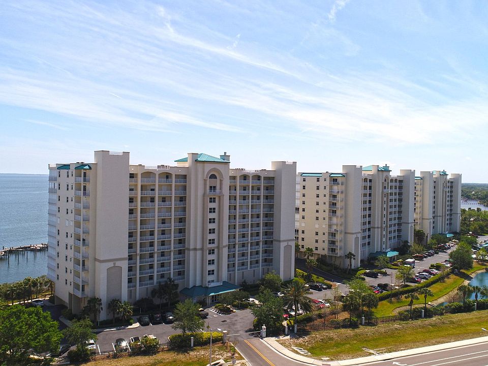 3 Indian River Ave
