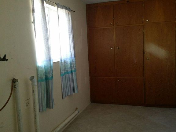 4th image of 415 Flamingo Ln