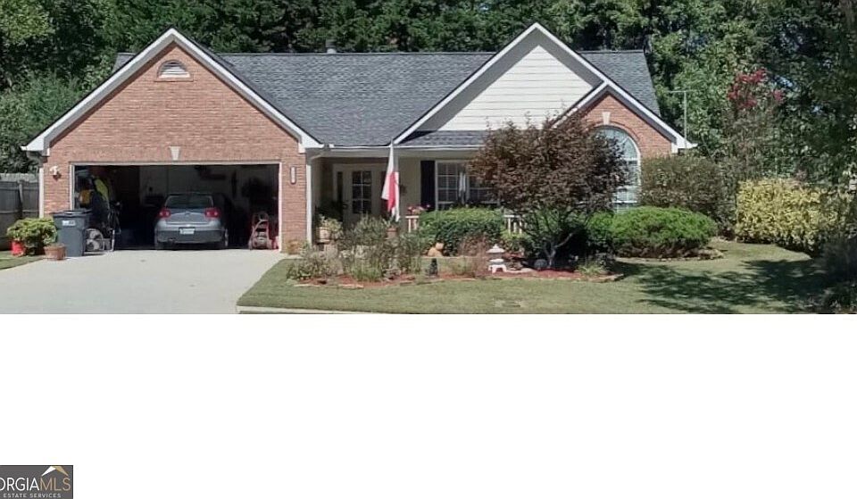 1st image of 555 Sterling Pointe Ct