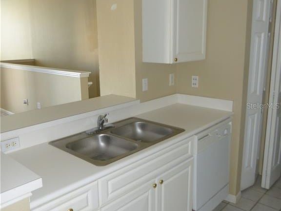 4th image of 14341 Fredricksburg Dr APT 1002