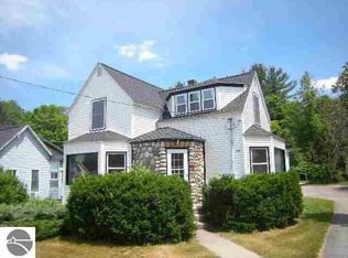 210 N Brownson Ave, Kingsley, MI 49649