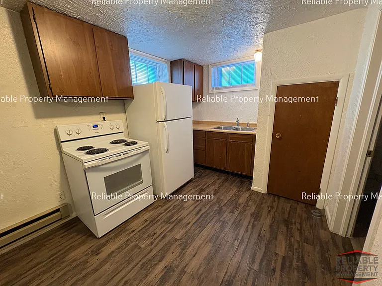 1085 Idaho Ave #6 — Photo 5