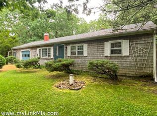 328 State Rd, West Tisbury, MA 02575