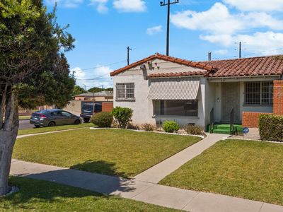 803 E 93rd St, Los Angeles, CA, 90002