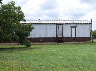 685 Ross Rd, Elm Mott, TX 76640