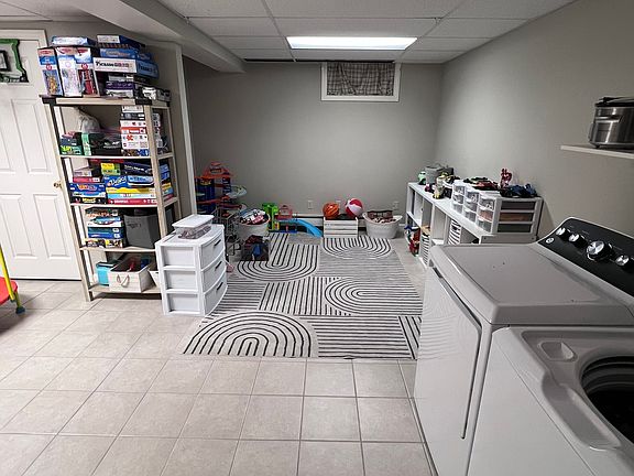 3rd image of 292 Marble Island Rd #292