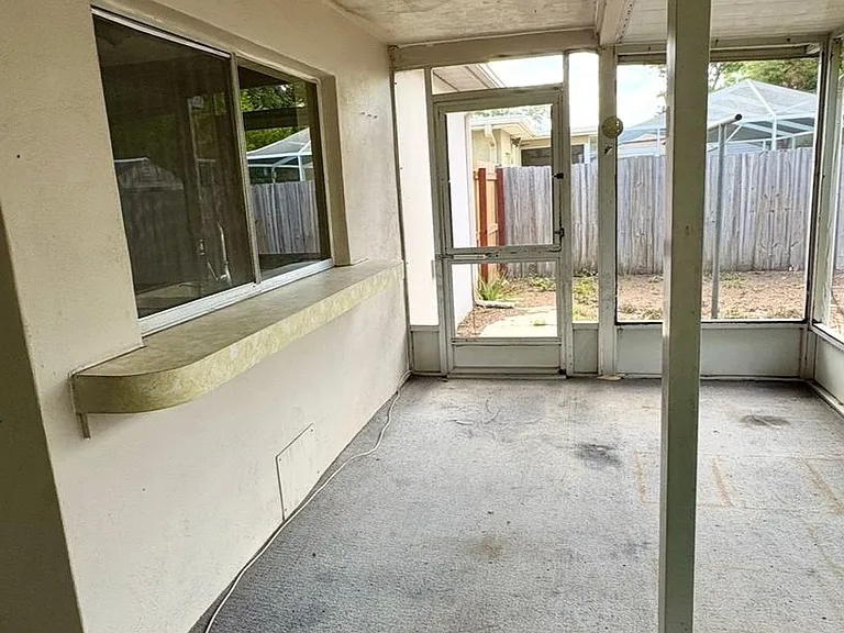7124 Isle Dr — Photo 11