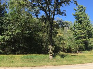 325 5th St NW, Oronoco, MN 55960