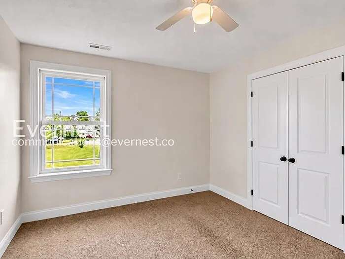 412 Drema Ct — Photo 16