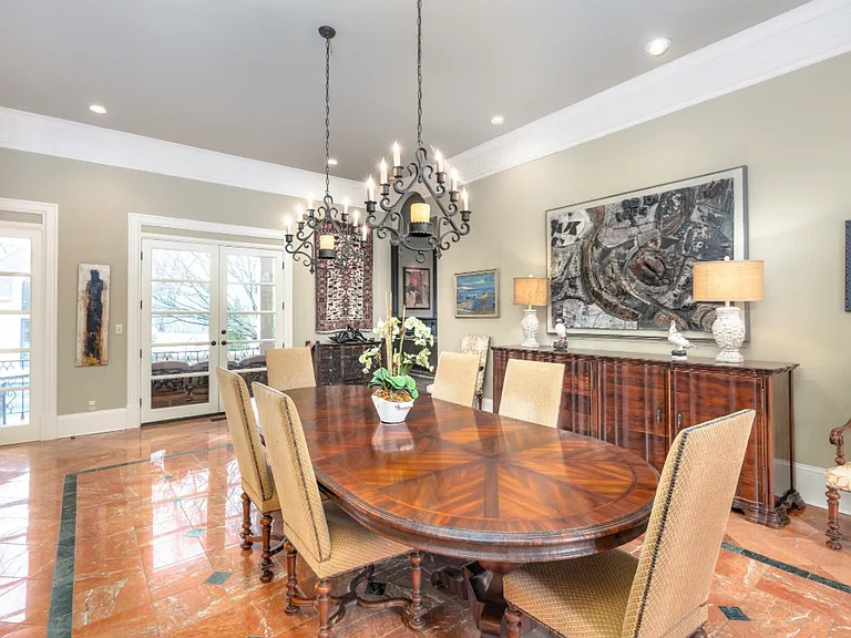 Dining room
