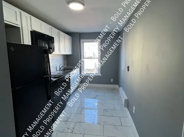 846 Bingaman St #2F, Reading, PA 19602