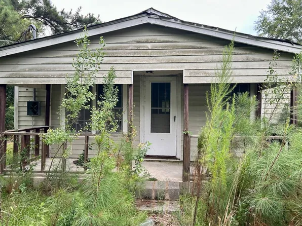 109B McClain St, Lamar, SC 29069