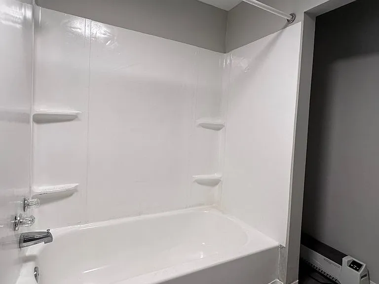 204 Courtyard Cir — Photo 142