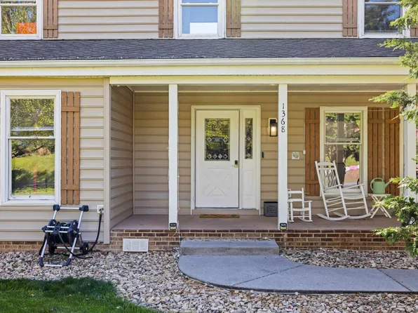 1368 Bluewater Rd, Harrisonburg, VA 22801