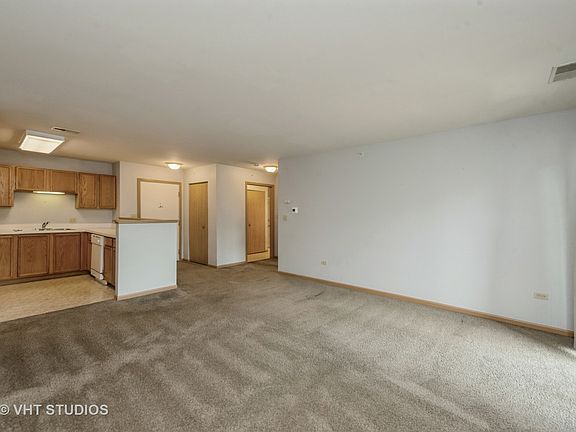 5th image of 801 N McLean Blvd APT 312