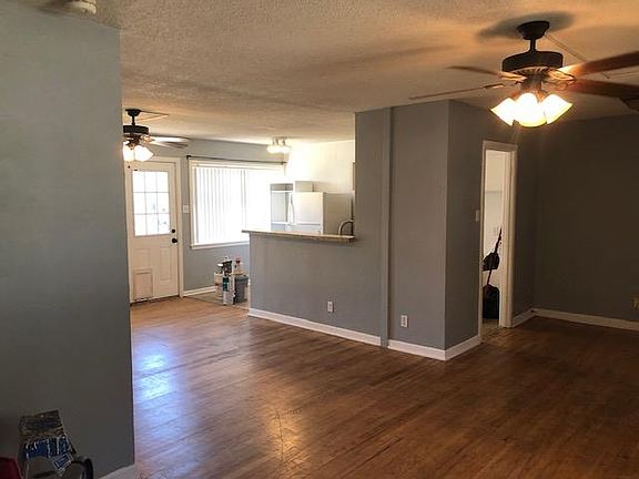 2nd image of 2511 Smu Ave