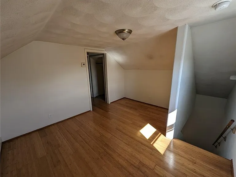 61 Utton Ave #2 — Photo 25