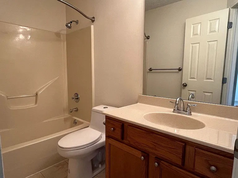 4345 S Roanoke Ave — Photo 12