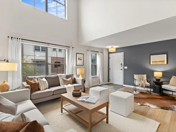 26 Victorian Gate Way, Columbus, OH 43215