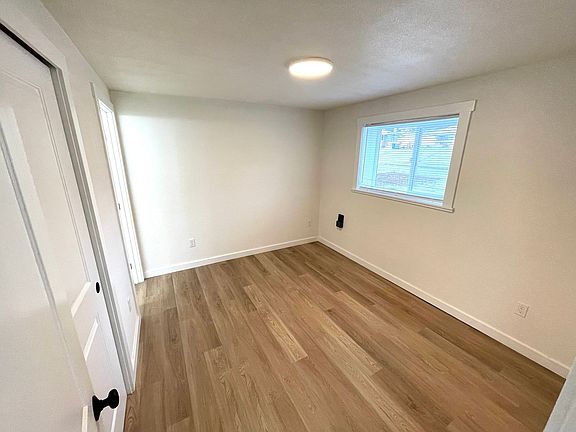 4th image of 3013 N Baltimore St