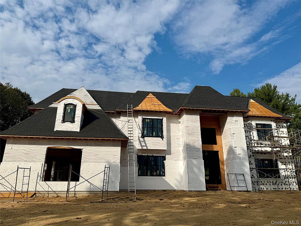 2nd image of 4 Highfield Drive