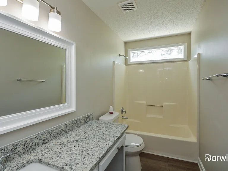 2490 Sherrie Ln SW — Photo 12