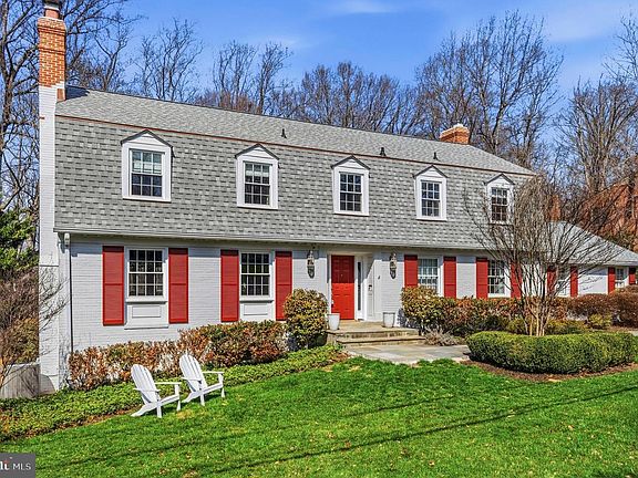 3rd image of 7917 Greentree Rd