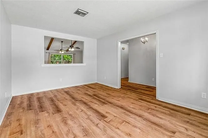 5751 Carlisle Ct — Photo 18