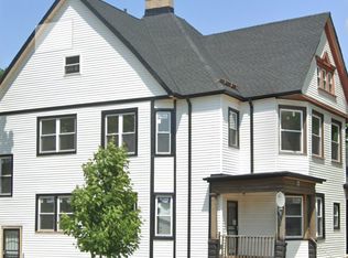 400 E Meinecke Ave #402, Milwaukee, WI 53212