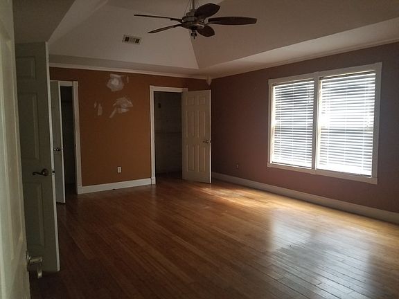 5th image of 143 Terra Ln