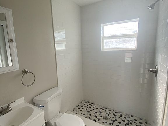 3rd image of 1896 Ocean Shore Blvd #10