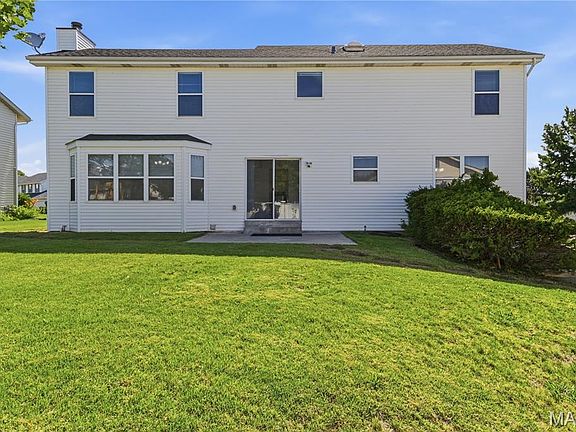 2nd image of 39 Green Pines Cir