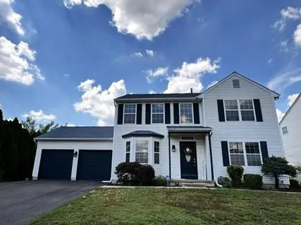 5 Mayflower Dr, Sicklerville, NJ 08081