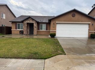5829 W Garland Ave, Fresno, CA