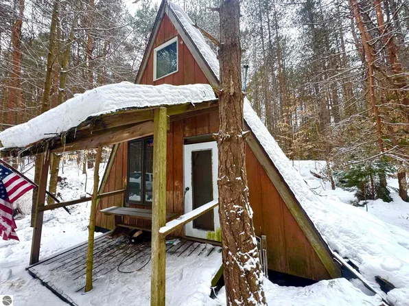 N 45 1/2 Rd, Manton, MI 49663