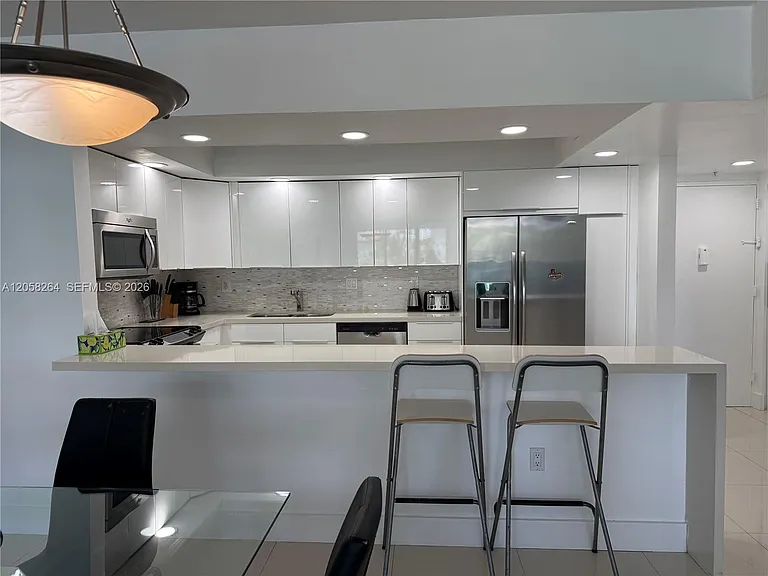 19370 Collins Ave #423 — Photo 8