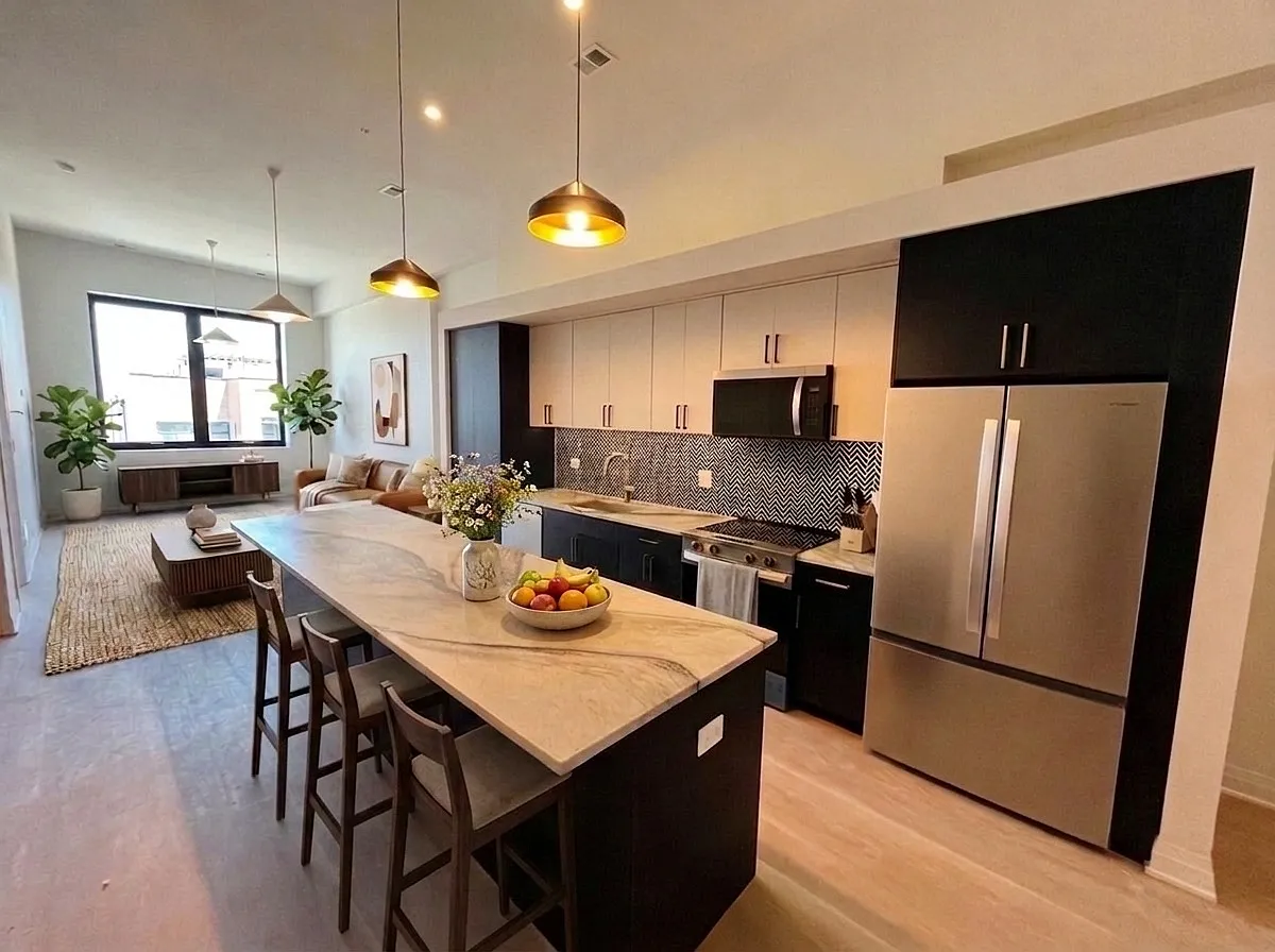2 bed, 1100 sqft, $3,840 — Photo 2