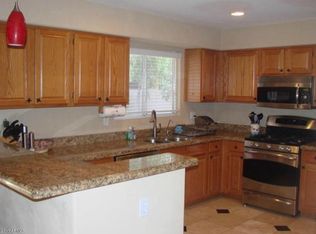 3432 E Glenhaven Dr, Phoenix, AZ 85048