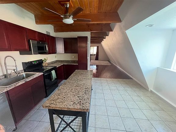 4th image of 6171 Whispering Sands Dr