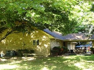 602 Shawnee Dr, Campbellsvlle, KY 42718